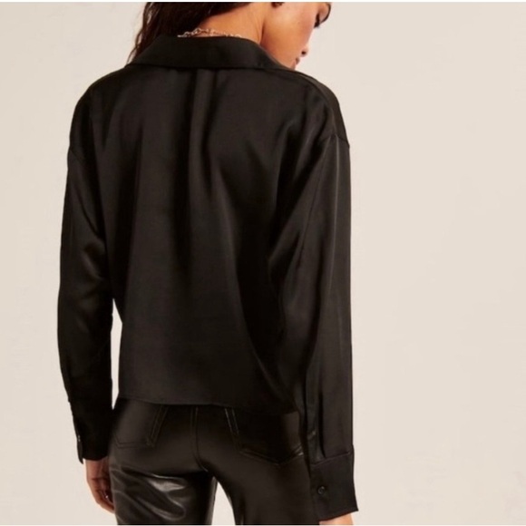Abercrombie & Fitch | 90s Cropped Satin Shirt | Size S - Picture 4 of 7